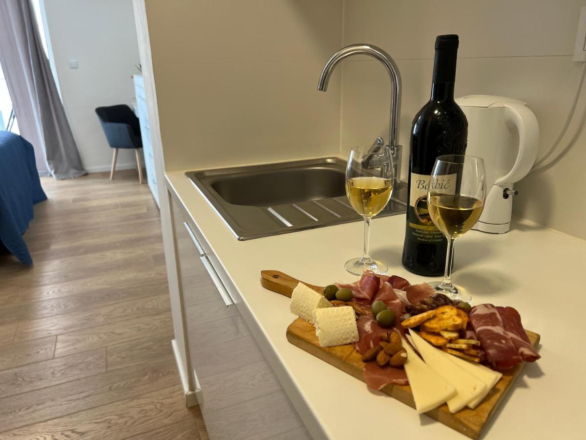 Studio Apartment Marina Mel Новий Винодольський Екстер'єр фото