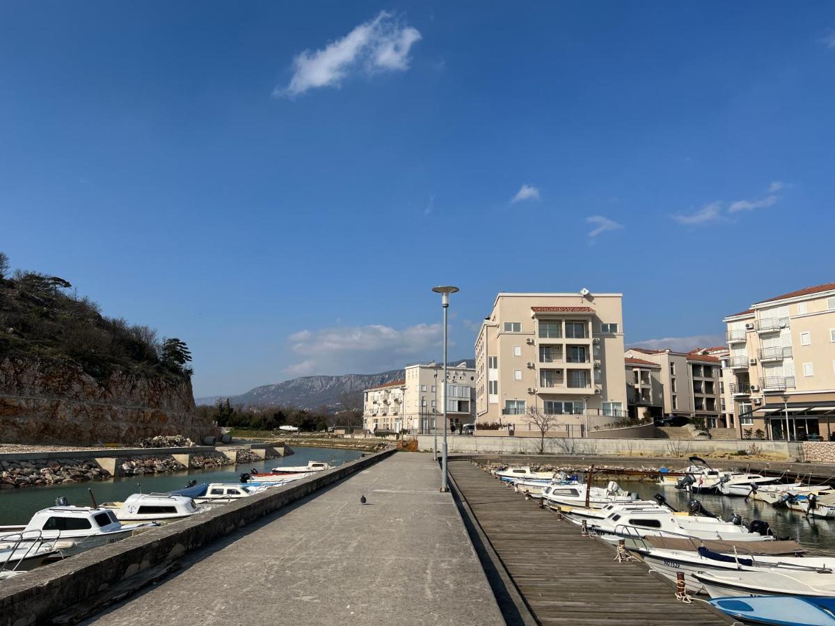 Studio Apartment Marina Mel Новий Винодольський Екстер'єр фото