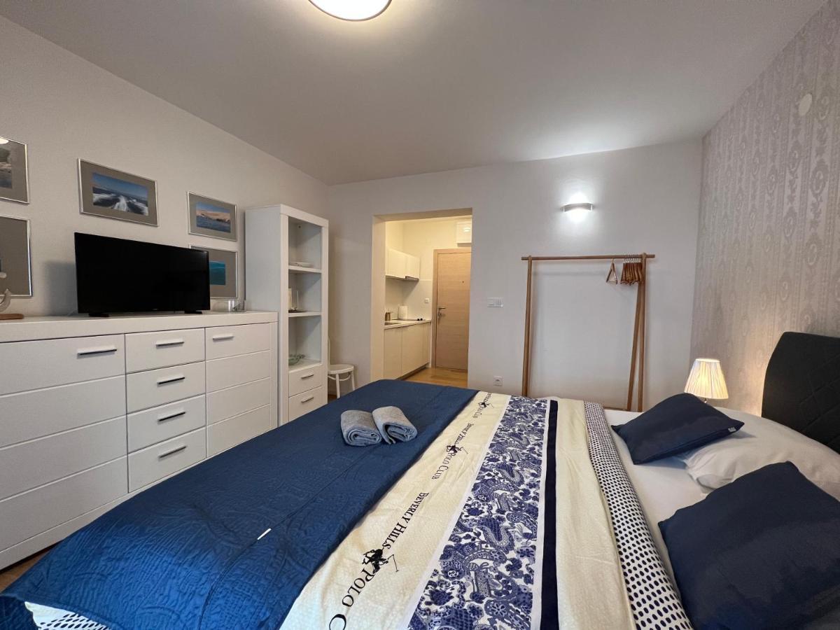 Studio Apartment Marina Mel Новий Винодольський Екстер'єр фото